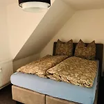 Apartment Leo